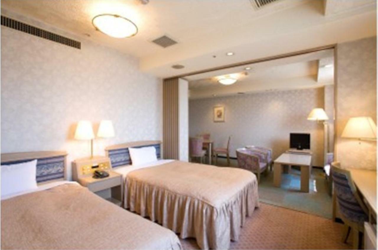 Highness Hotel Kurume Luaran gambar